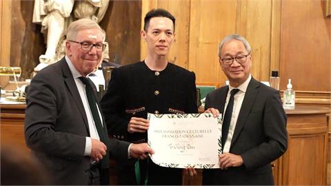 第28屆「台法文化獎」　法影展創始人鐵胡萬、編舞家蔡博丞獲獎