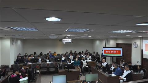 柯文哲踩飛輪收錢辯稱轉手？　檢諷：勉強算是「自行車手」