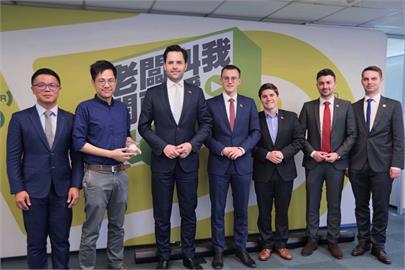 快新聞／德國青年聯盟率團訪問民進黨　青年部熱烈歡迎