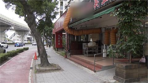 臭到崩潰! 住戶焦慮頭髮拔禿  臭豆腐名店被重罰58.8萬