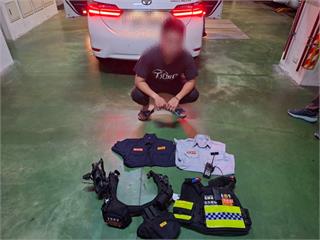 穿警服指揮交通　19歲男抱警察夢自購裝備觸法
