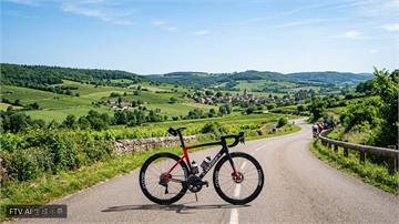 環法第16站 Evenepoel 計時賽奪冠　緊追領先者 Pogacar