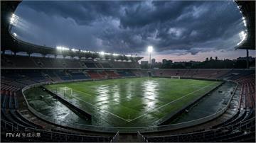 暴雨雷神攪局!世界盃英墨大戰因惡劣天氣延後一小時開踢