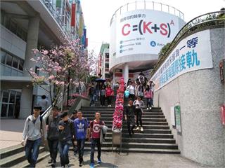 《Cheers》辦學績效成長調查出爐　龍華科大6度入選獲肯定
