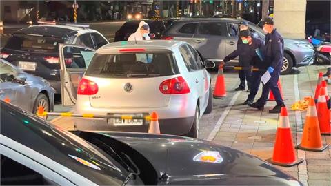 談判變情殺！台中60歲男狂砍42歲女友後投案　送醫搶救仍不治