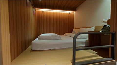 紅眼班機旅客新選擇　桃機「這裡」能休息又賞美景