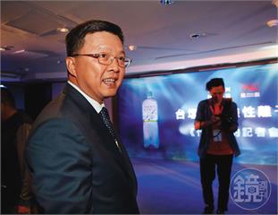 【陳啟昱小三曝光】外遇酒店名花　陳啟昱帳戶逾億現金提領一空