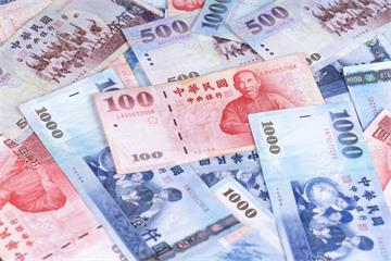 普發一萬「13歲以上」無法由家長代領 數位部說明原因