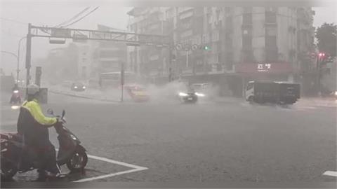 快新聞／快躲雨！12縣市豪、大雨特報　下到明天