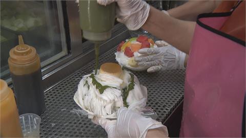 南部高溫亮橘燈！高雄飆破３８度　民眾大啖冰品消暑