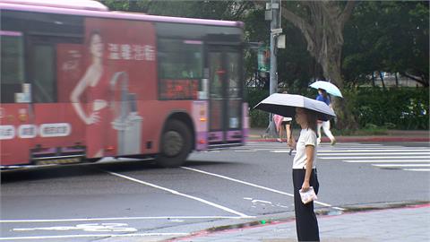 去年肇事死傷登六都第一　北市公車要求斑馬線前「停.煞」禮讓