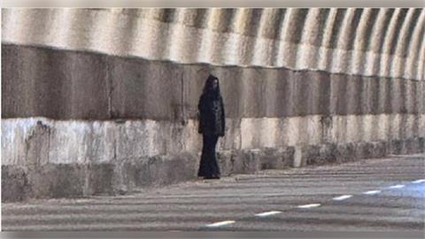 長髮黑衣女等3人基隆隧道拍靈異短片 嚇壞人各罰5千