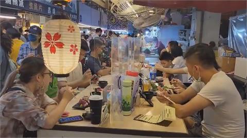 悶壞了！　疫情趨緩　華僑市場人潮回流3成