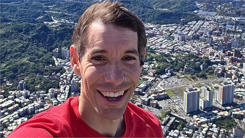 他通靈預言「霍諾德爬101會摔死」慘翻車！神隱5天遭網灌爆「踹共」