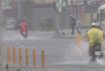 高雄超大豪雨 六龜日累積雨量破500mm