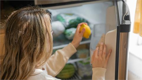 租屋族注意！冰箱除霜「1行為」超NG…網嚇喊：沒被炸死算你運氣好