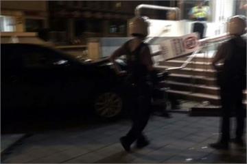 邊開車邊吃滷味 下一秒悲劇