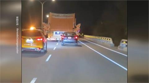 神明的移動城堡! 民眾直擊"宮廟路上跑":好神奇