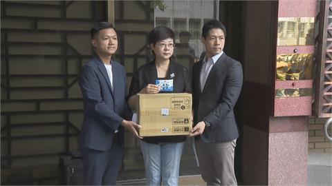 快新聞／中資介選疑雲！罷團赴北檢告發鄭正鈐　林志潔再提交「這箱」新事證