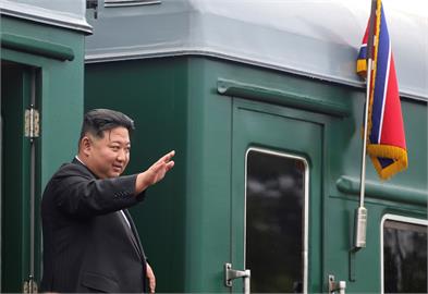 快新聞／金正恩已返抵北朝鮮　官媒稱「途中親切和深愛的人民問候」