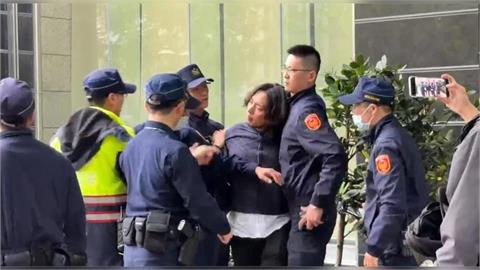 酒醉男闖立法院！自稱律師挑釁警員　背後目的曝光