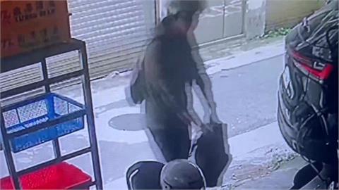 獨／隨機砍人嫌犯張文先連環縱火　燒汽車、機車及租屋處