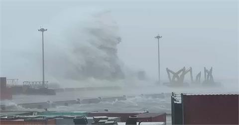 杜蘇芮颱風眼輾金門恐出現15級強陣風！　氣象局發「颱風強風告警」