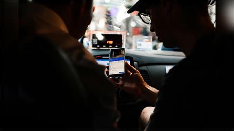 搭車驚見司機LINE群組「強X拍照」嚇壞！內行揭秘「術語」網傻眼：太難聽