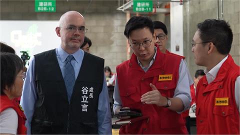 罕見！谷立言進圓山指揮所　觀摩台首場民防應變演習