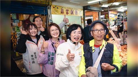 快新聞／勤跑市場衝衝衝！蘇巧慧啟動第二輪拜票　親曝「新北隊」競選策略