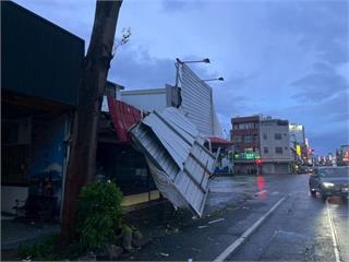 不敵強風台東多處招牌毀損　台東縣府籲強化固定防無預警掉落