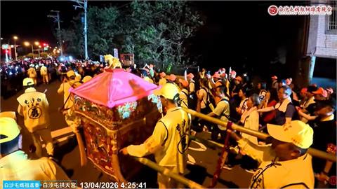 白沙屯媽祖11度停駕這車廠！「神級VIP待遇」信徒嗨翻：來看望老朋友