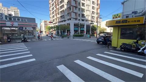 台中男疑和女友吵架情緒失控　當街攔車猛捶、用頭撞車洩憤