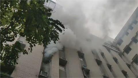 宜蘭大學傳火警　生物資源大樓冒黑煙　學生嗆傷送醫