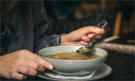 免疫力大提升!營養專家傳授「防流感」飲食 「6大」營養素吃起來