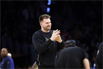 NBA(影)/獨行俠送走看板球星Doncic惹天怒人怨? 傳連助理教練都走人