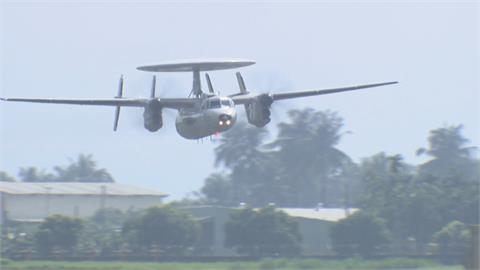 驚險！E2K預警機迫降屏北　機腹著地幸機上5人全員平安