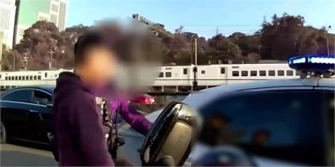 快新聞／AI巡防放大絕！ 未成年無照雙載遭警攔查　查獲喪屍煙彈「依托咪酯」