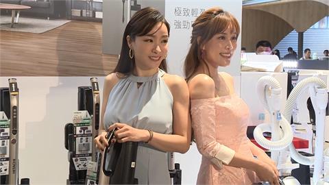 不到2公斤超輕盈！推全新無線直立式吸塵器　日本家電品牌舉辦體驗活動