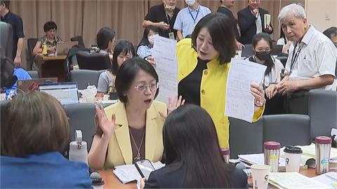 翁曉玲砍光文化部媒宣費　郭昱晴怒轟：文化殺手