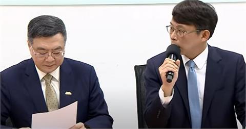快新聞／當面跟卓榮泰說別劍拔弩張　黃國昌秒告狀：要資料郭智輝拿給我1張紙