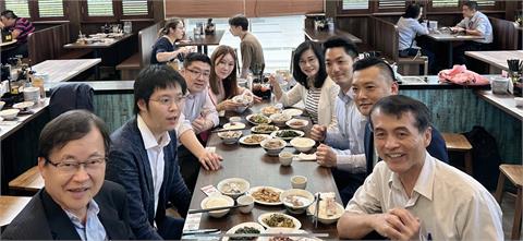 快新聞／質疑蔣萬安出訪新加坡「第一天晚餐就不見人」　議員：有秘密外交？