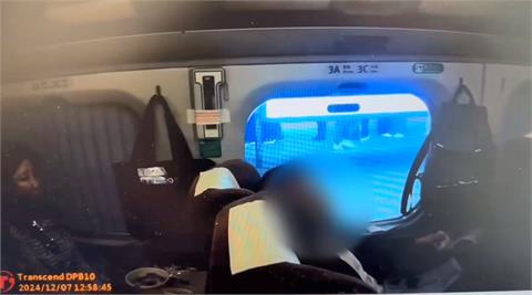 快新聞／又來！高鐵左營站商務艙「再傳亮刀」　激動哥見警秒棄械投降