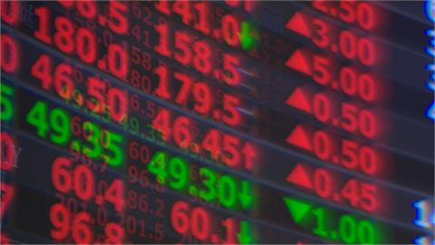 台股強勢突破35K！網憂「崩盤怎麼辦」專家曝存2檔ETF：跌到1萬點也不怕