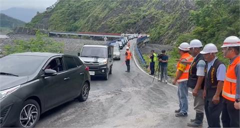 終於！高雄明霸克露橋鋼便橋遭沖垮　今日通車畫面曝光