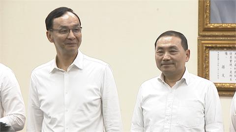傳侯友宜將上門談「非綠合作」　柯文哲：等他出牌再講