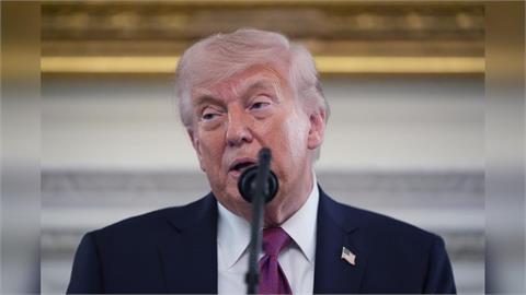 美伊衝突搖擺不定！川普見「股市沒崩、油價沒飆到200美元」直呼：很驚訝