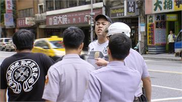 不滿朋友被打還被逮！惡煞嗆要撂人包圍警局