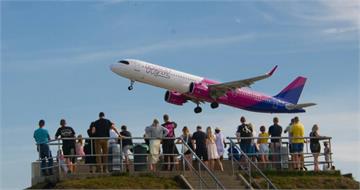飛機高空驚見「恐怖分子」熱點！孩童亂改熱點名稱　以色列派戰機攔截