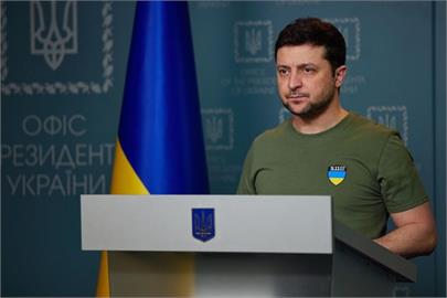 快新聞／烏克蘭獲提議「成為歐盟候選國」　澤倫斯基：離勝利更近了　